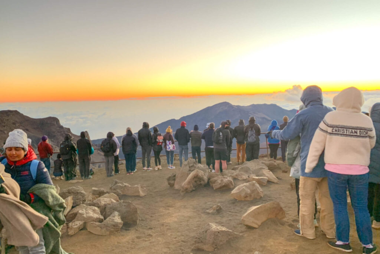 do you need hiking shoes for heleakala sunrise tour