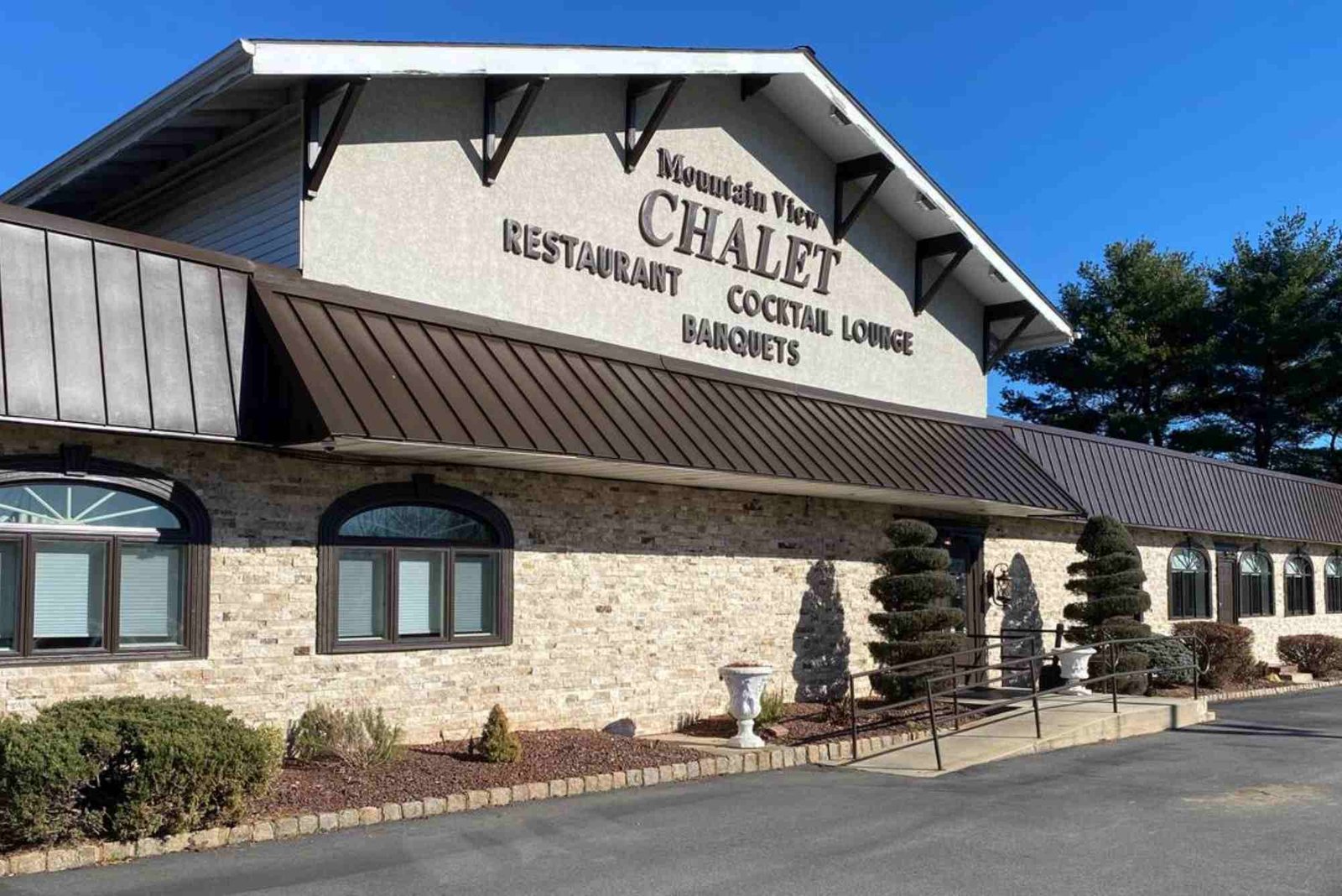Mountain View Chalet Asbury Nj