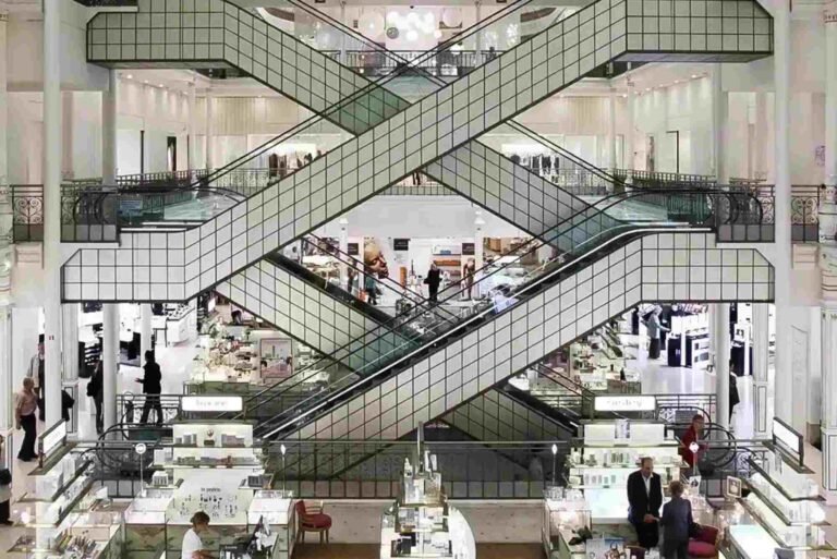 France Left Bank Icon Le Bon MarchÃ© shopping Route